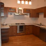 Lovecky Na Namesti Ve Frenstate Pod Radhostem