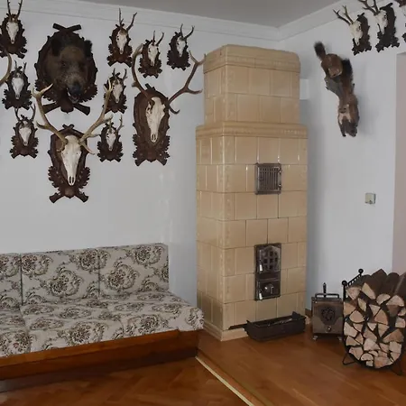 Lovecky Na Namesti Ve Frenstate Pod Radhostem Privatunterkunft Frenštát pod Radhoštěm