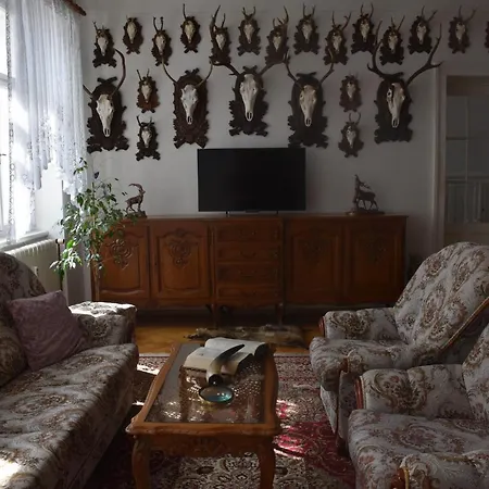 Ubytování v soukromí Lovecký Na Náměstí Ve Frenštátě Pod Radhoštěm *