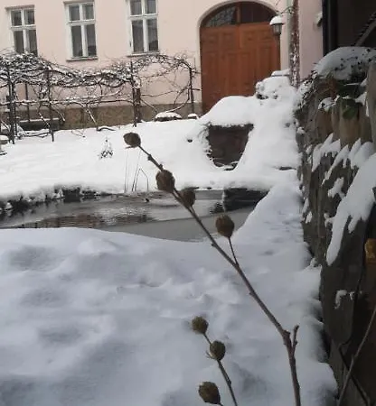 Lovecký Na Náměstí Ve Frenštátě Pod Radhoštěm Ubytování v soukromí Frenštát pod Radhoštěm