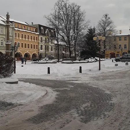 Lovecký Na Náměstí Ve Frenštátě Pod Radhoštěm