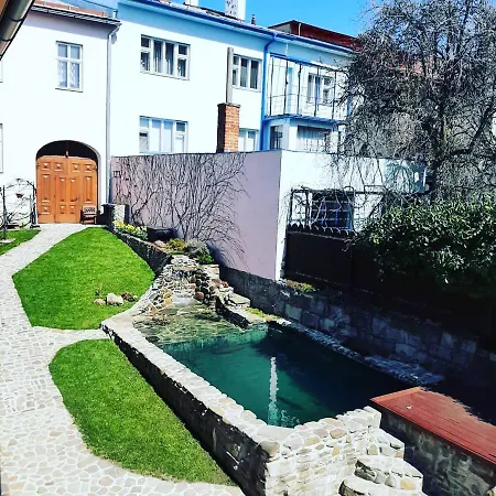 Lovecký Na Náměstí Ve Frenštátě Pod Radhoštěm